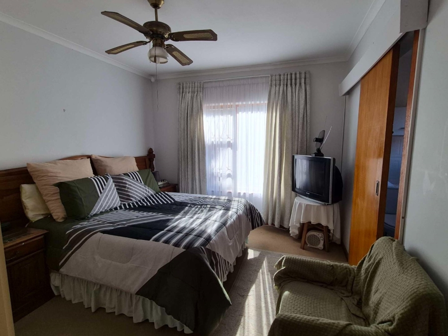 3 Bedroom Property for Sale in Kabega Park Eastern Cape
